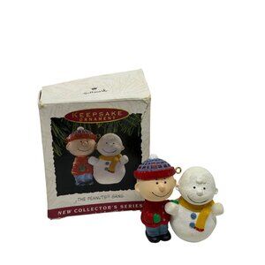 VTG Hallmark Keepsake Ornament The Peanuts Gang Charlie Snowman Christmas 2.5"